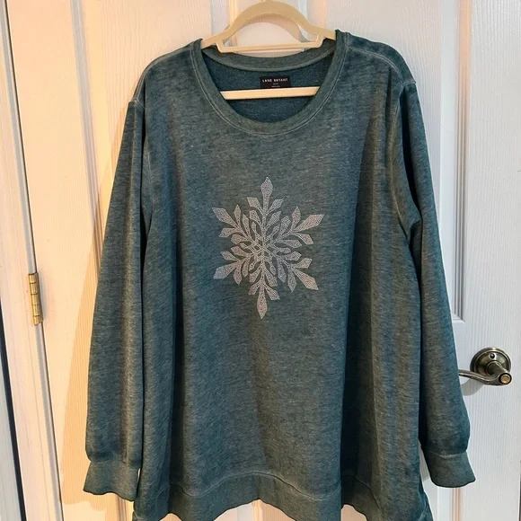 Lane Bryant Teal Sweatshirt with Silver Snowflake - Picture 1 of 2